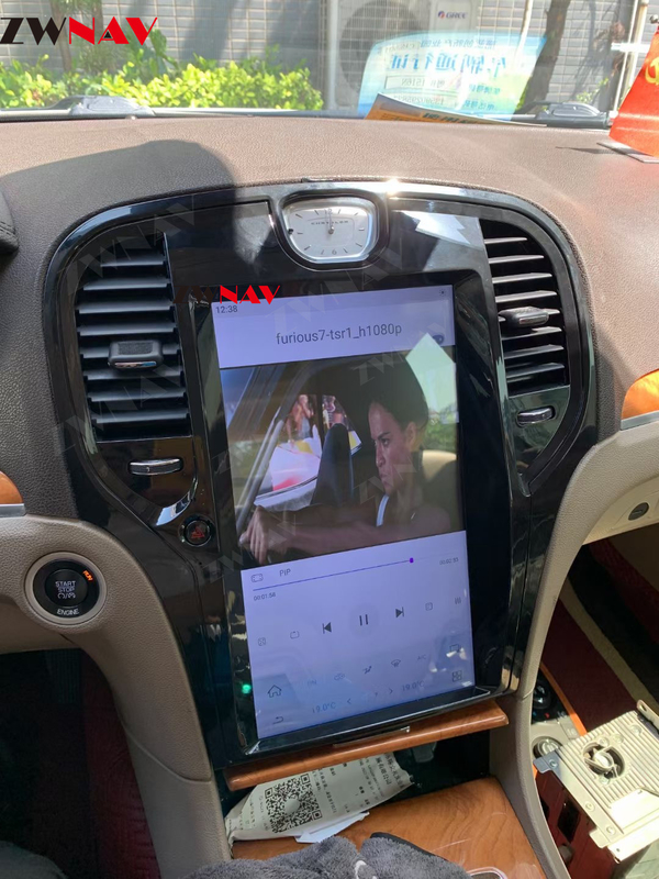 Touch screen verticale da 13,3 pollici per navigazione GPS per auto per Chrysler 300C